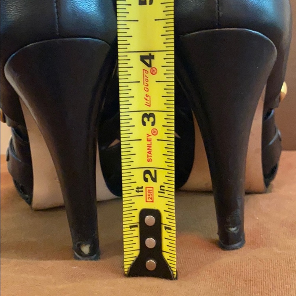 Gucci Gladiator Style Booties Hysteria Collection - Picture 11 of 13